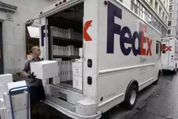 他山之石：亚马逊 VS FedEx——电商物流如何打败传统快递？
