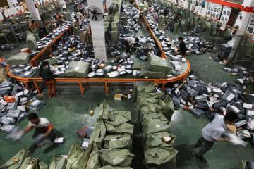 日均5000万个快递包裹背后，中国经济慢慢“摘下口罩”