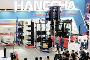 叉车企业营销模式线上线下融合发展的探索