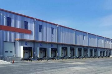 万纬济南高新冷链物流园区百胜业务车辆首发车仪式圆满成功