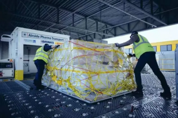 新冠疫苗上市，国际快递巨头如何做到“全球分发”？