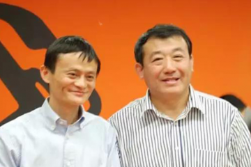 快递业最先倒下的巨人