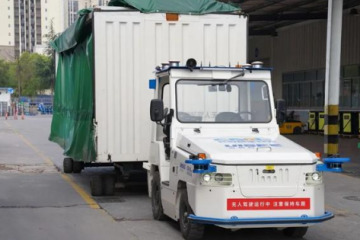 驭势科技为西南地区提供首辆正式运营无人驾驶物流车