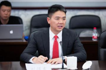 热议：刘强东还没到“退休”的时候