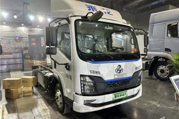 赚钱轻卡新物种，乘龙翼威2 CNG增程轻卡较油车年省3万元