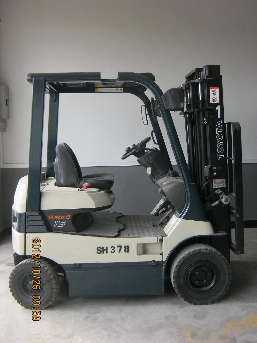 丰田 7FBL15 平衡重电动叉车 SH378