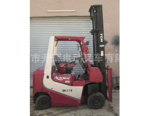 TCM FA25B 电瓶叉车（SH319)