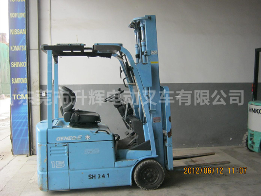 丰田 7FBE15 三支点电动叉车 SH341