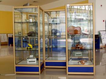 钛合金展柜